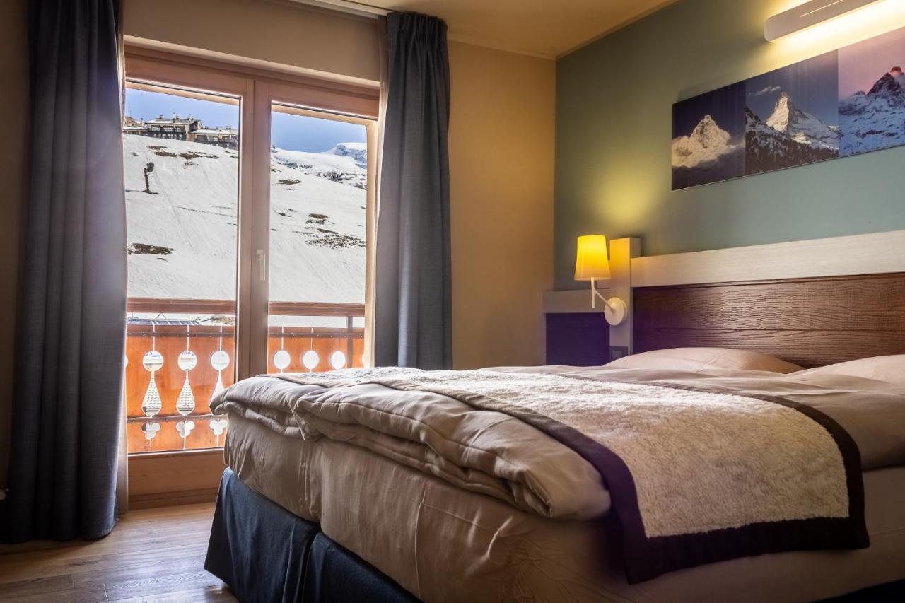 Hotel Lyskamm Breuil-Cervinia Exterior photo
